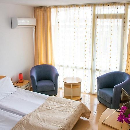 Hotel Mures Saturn Zewnętrze zdjęcie