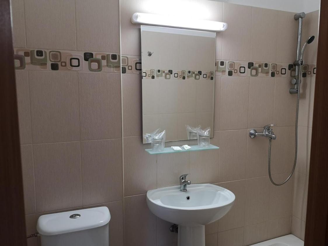 Hotel Mures Saturn Zewnętrze zdjęcie