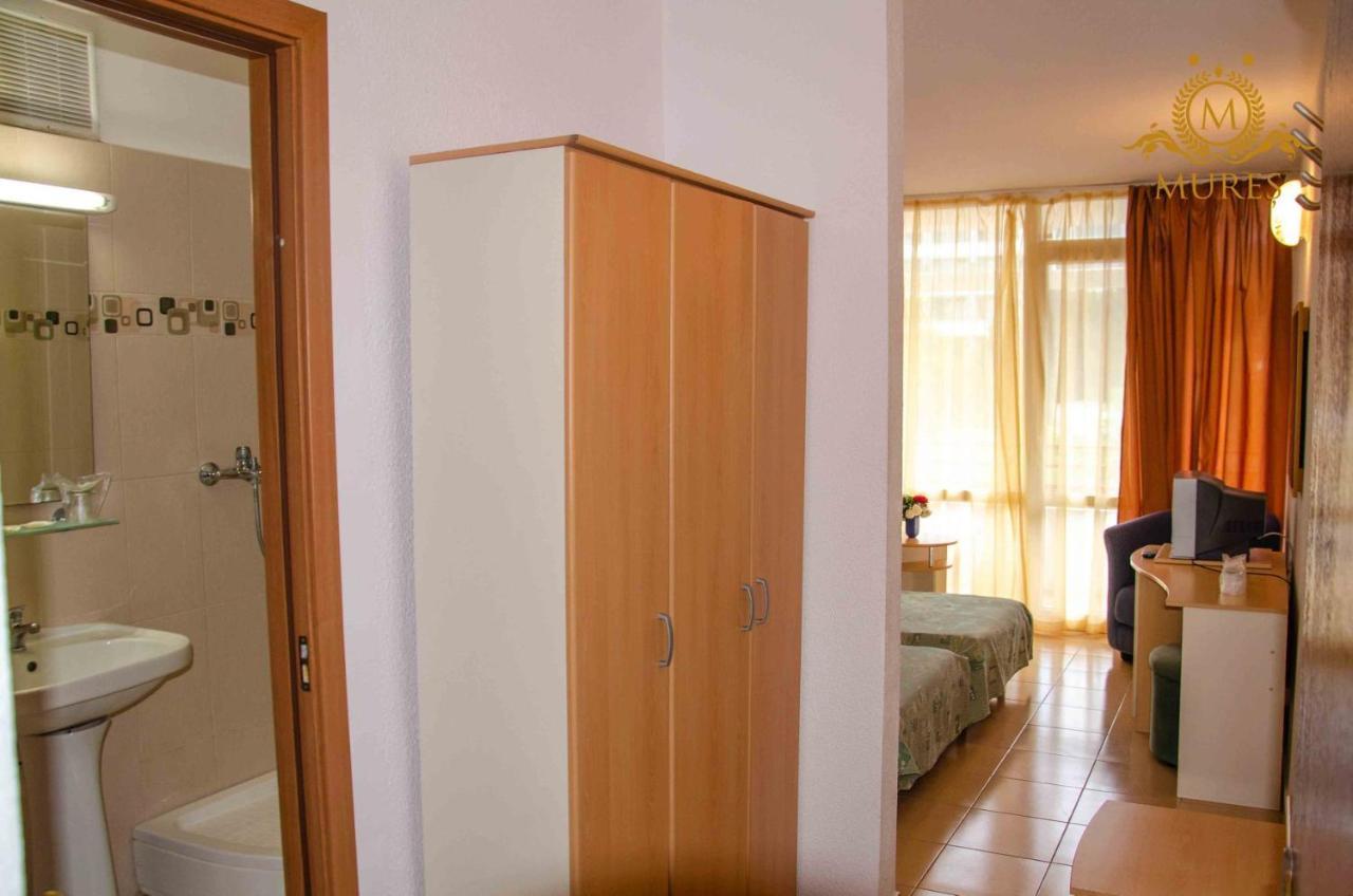 Hotel Mures Saturn Zewnętrze zdjęcie